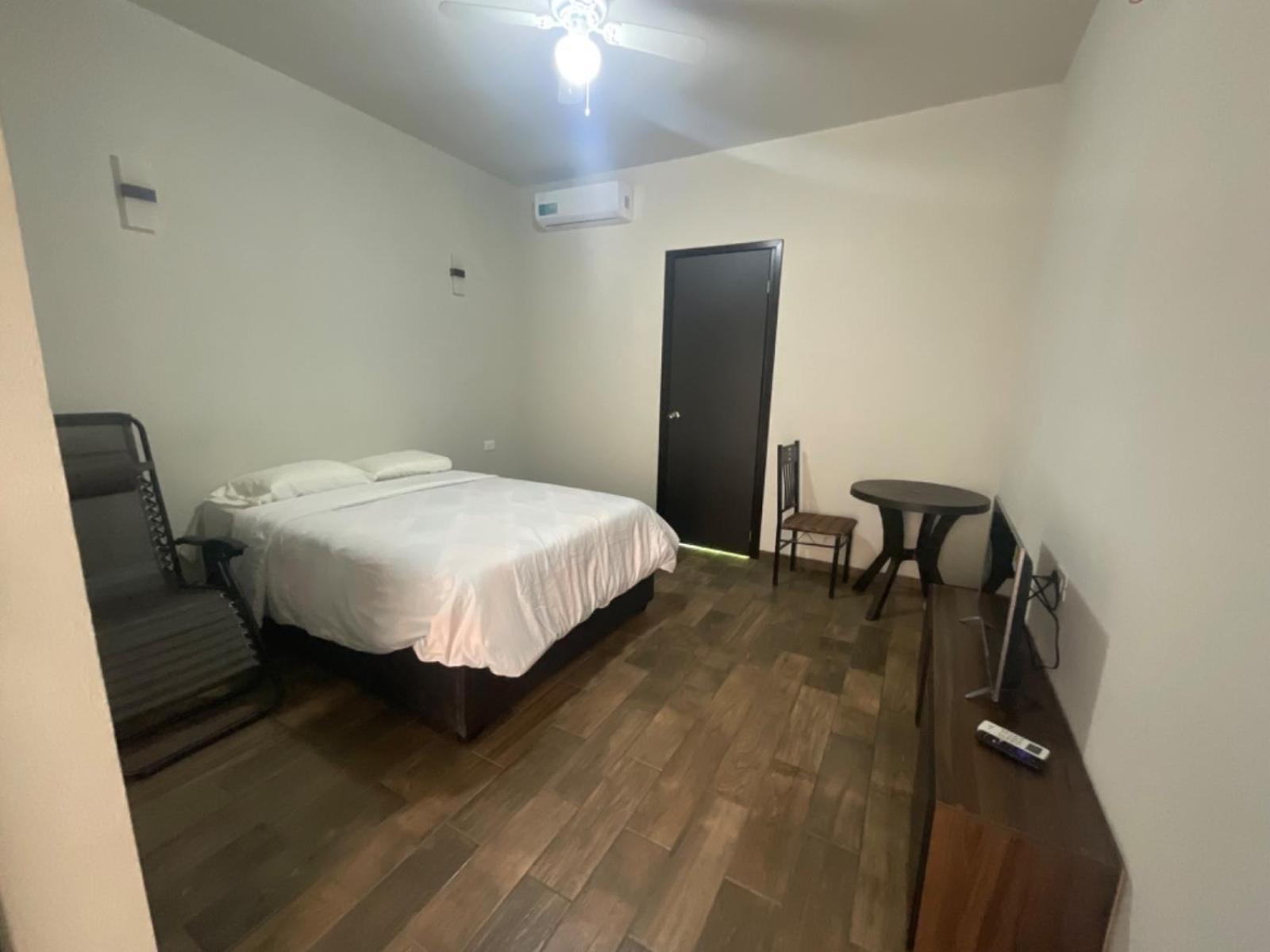 Hotel & Hostal 230 Βαγιαδολίδ Εξωτερικό φωτογραφία